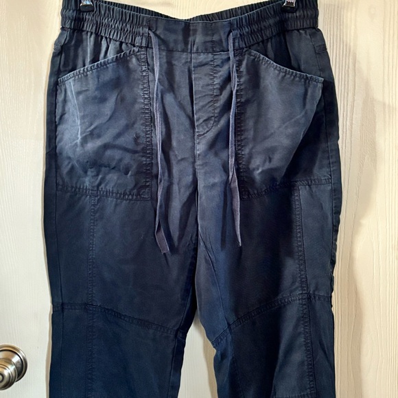 Banana Republic Black jogger-like casual pants, elastic waist Size Petite S - Picture 3 of 5